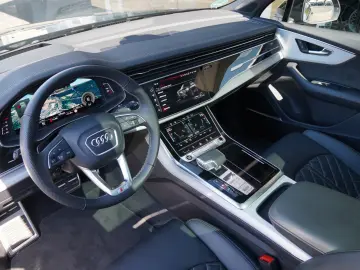 Q7 S line HUD Soft Pano Raute 360  7-Sitze B&O