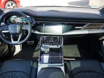 Q7 S line HUD Soft Pano Raute 360  7-Sitze B&O