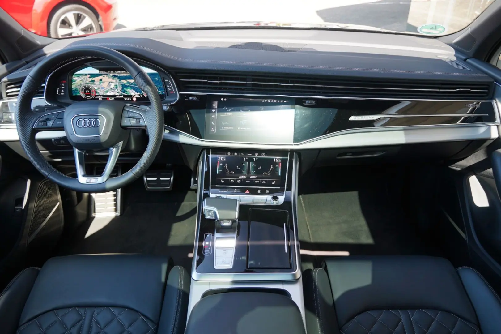 Q7 S line HUD Soft Pano Raute 360  7-Sitze B&O