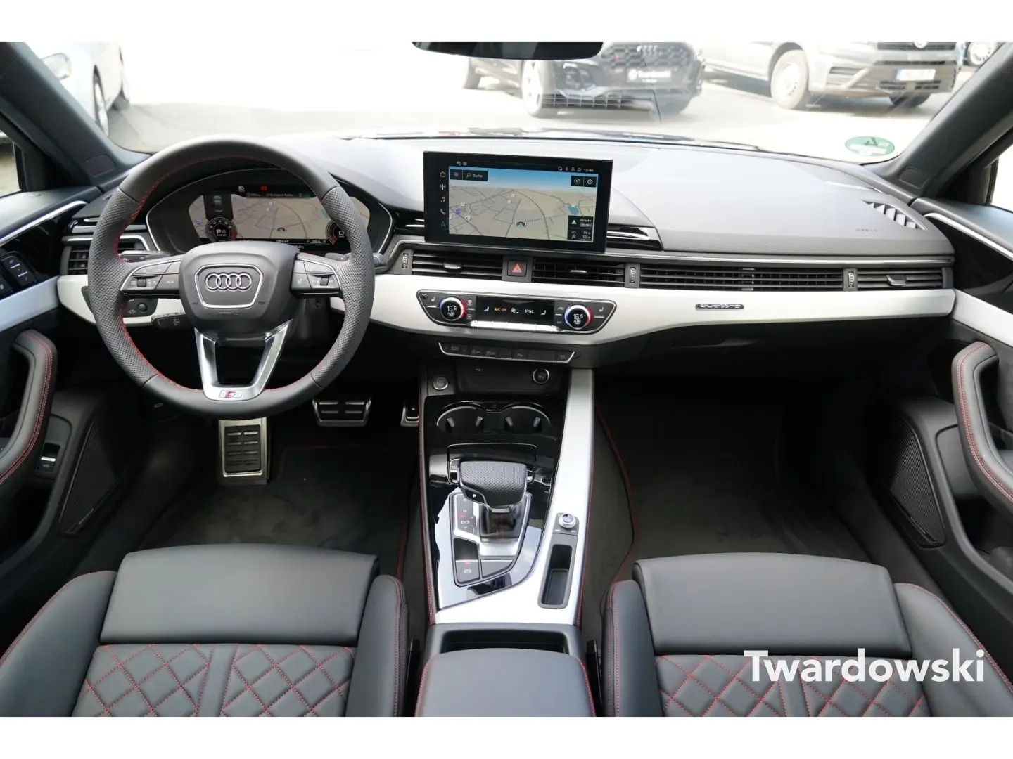 A4 40 TDI S-Line Business B&O Massage AHK HUD