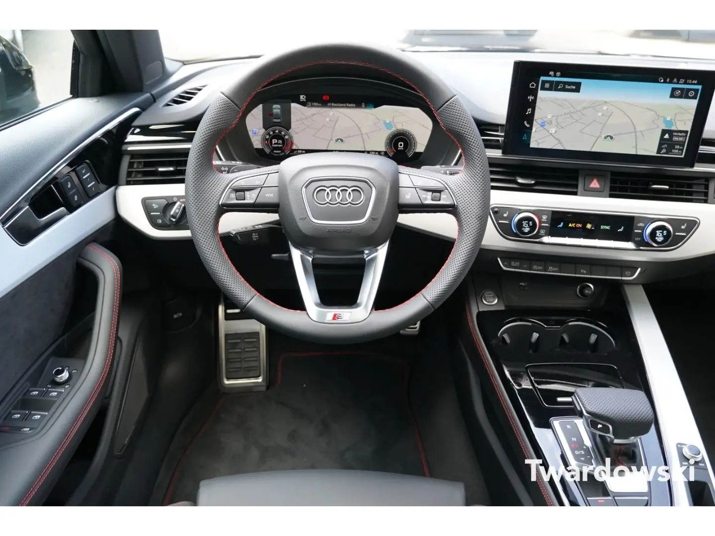 A4 40 TDI S-Line Business B&O Massage AHK HUD