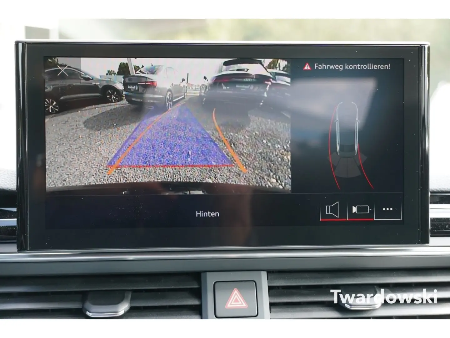 A4 40 TDI S-Line Business B&O Massage AHK HUD