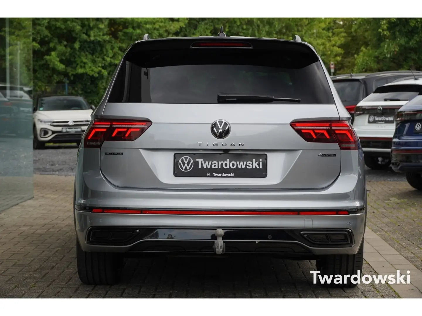Tiguan Allspace R-Line 4Motion  7-Sitze AHK Pano