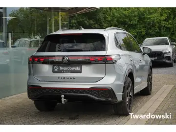 Tiguan Matrix Black PANO AHK Massage Discover So