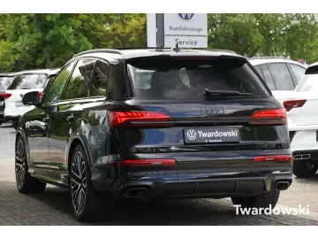 Q7 S line 7-Sitzer Pano AHK Raute B&O 360  STHZ