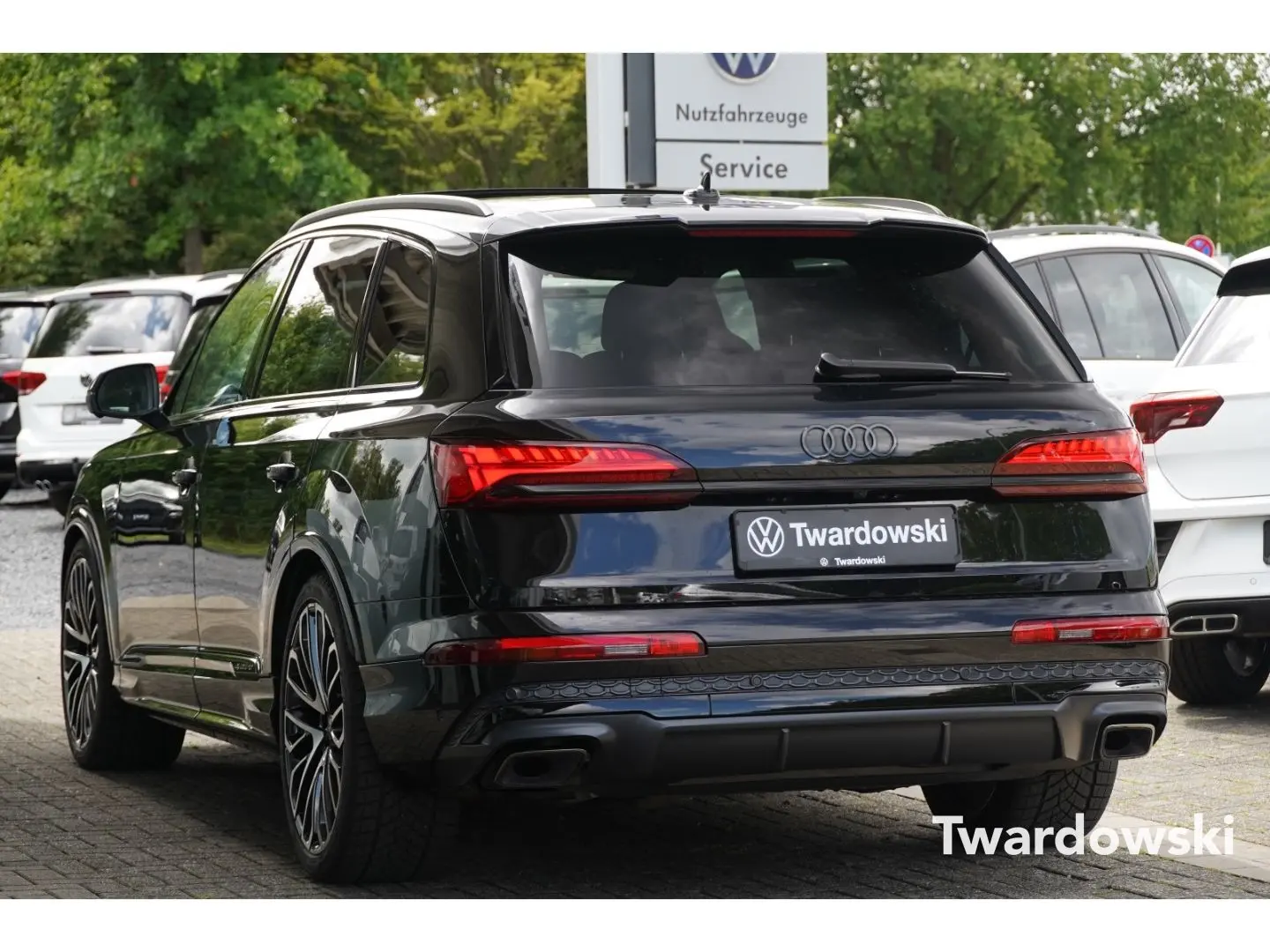 Q7 S line 7-Sitzer Pano AHK Raute B&O 360  STHZ