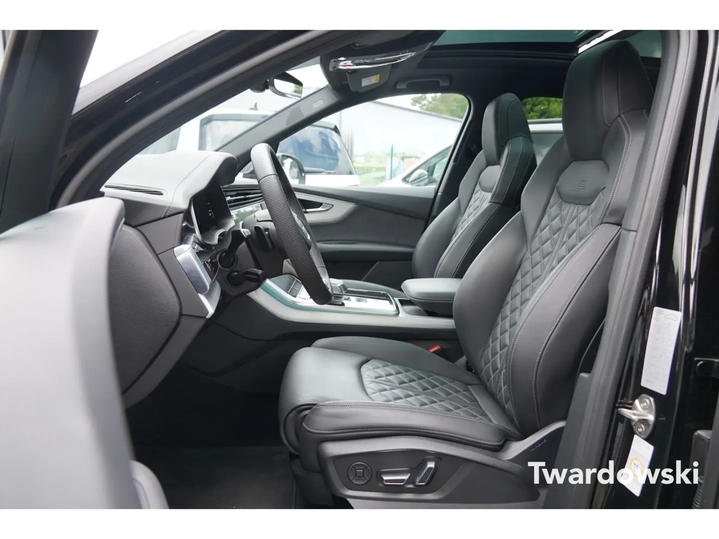 Q7 S line 7-Sitzer Pano AHK Raute B&O 360  STHZ