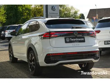 Taigo R-Line AHK ACC Navi Kamera 18'' Black Styl