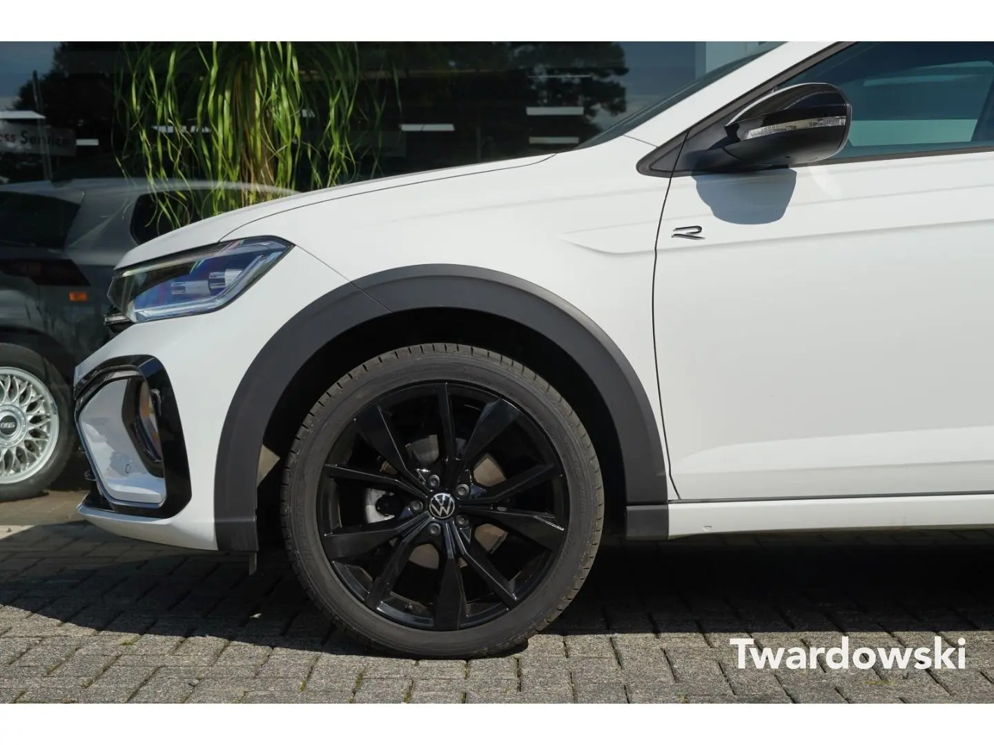 Taigo R-Line AHK ACC Navi Kamera 18'' Black Styl