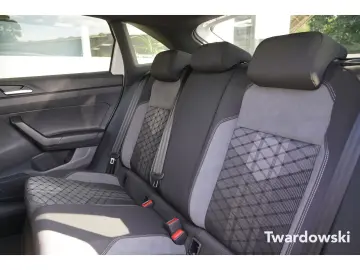 Taigo R-Line AHK ACC Navi Kamera 18'' Black Styl