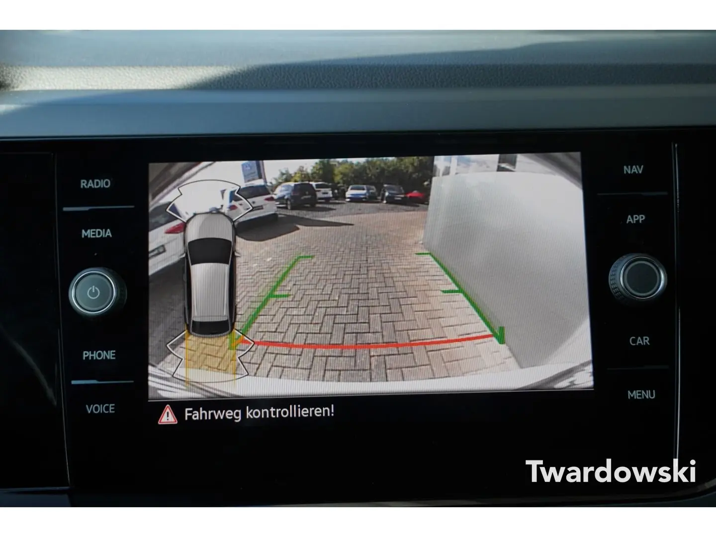 Taigo R-Line AHK ACC Navi Kamera 18'' Black Styl