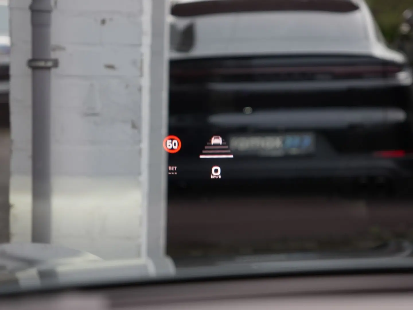 E-Hybrid Coupé ACC-LUFTF-PANO-HD-AHK-HUD-BOSE-RS