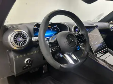 GT 63 4MATIC   AERODYNAMIK PERFORML SITZE 21