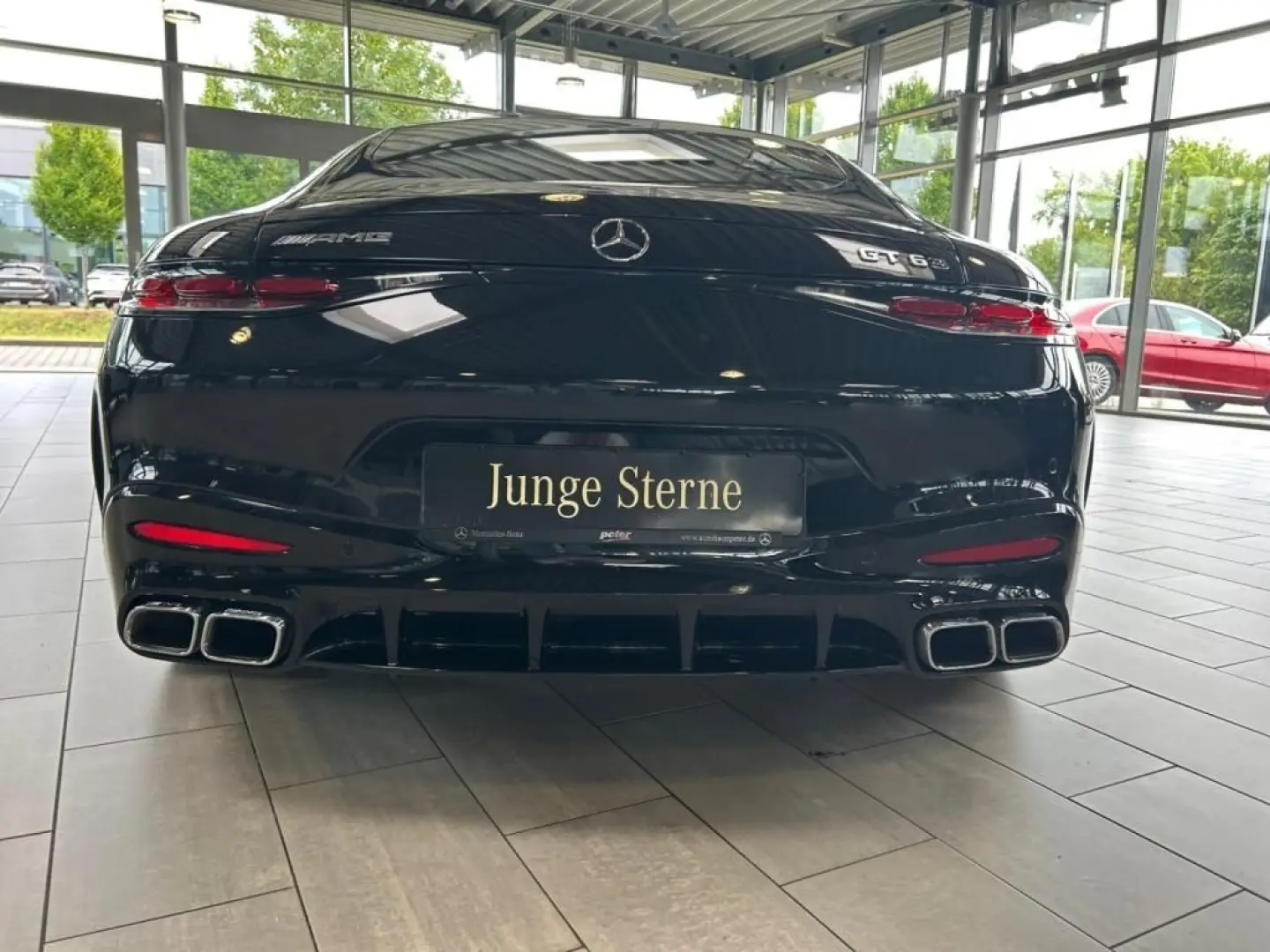 AMG GT 63 4M  AMG 20'' Digital Burmester
