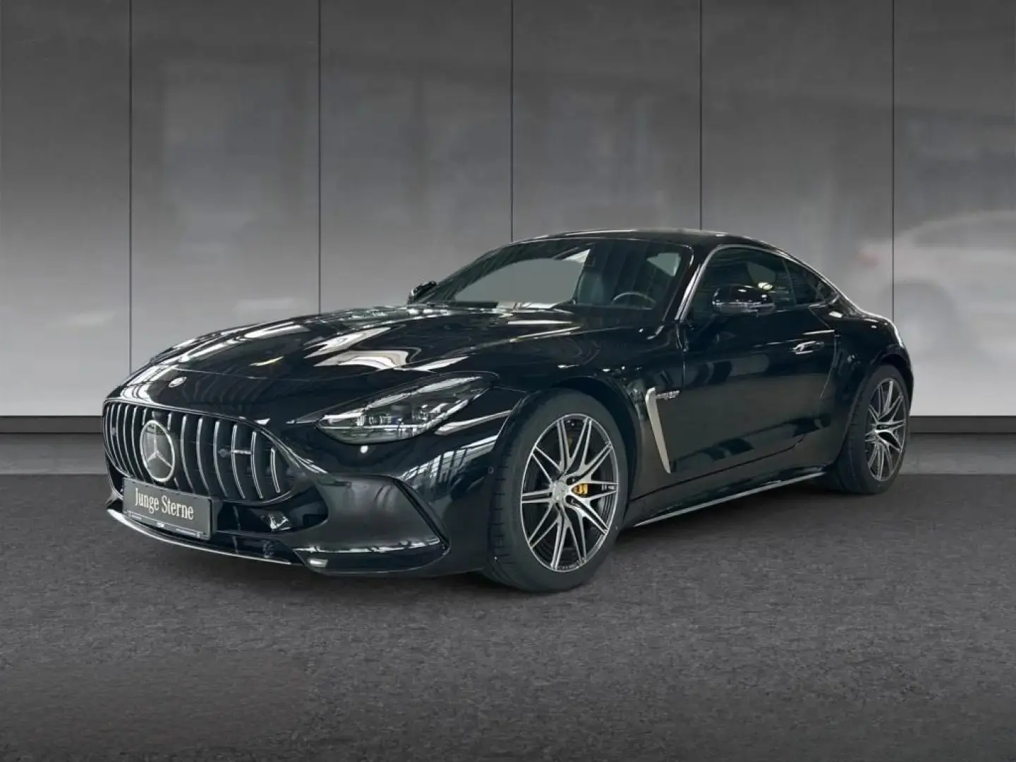 AMG GT 63 4M  AMG 20'' Digital Burmester