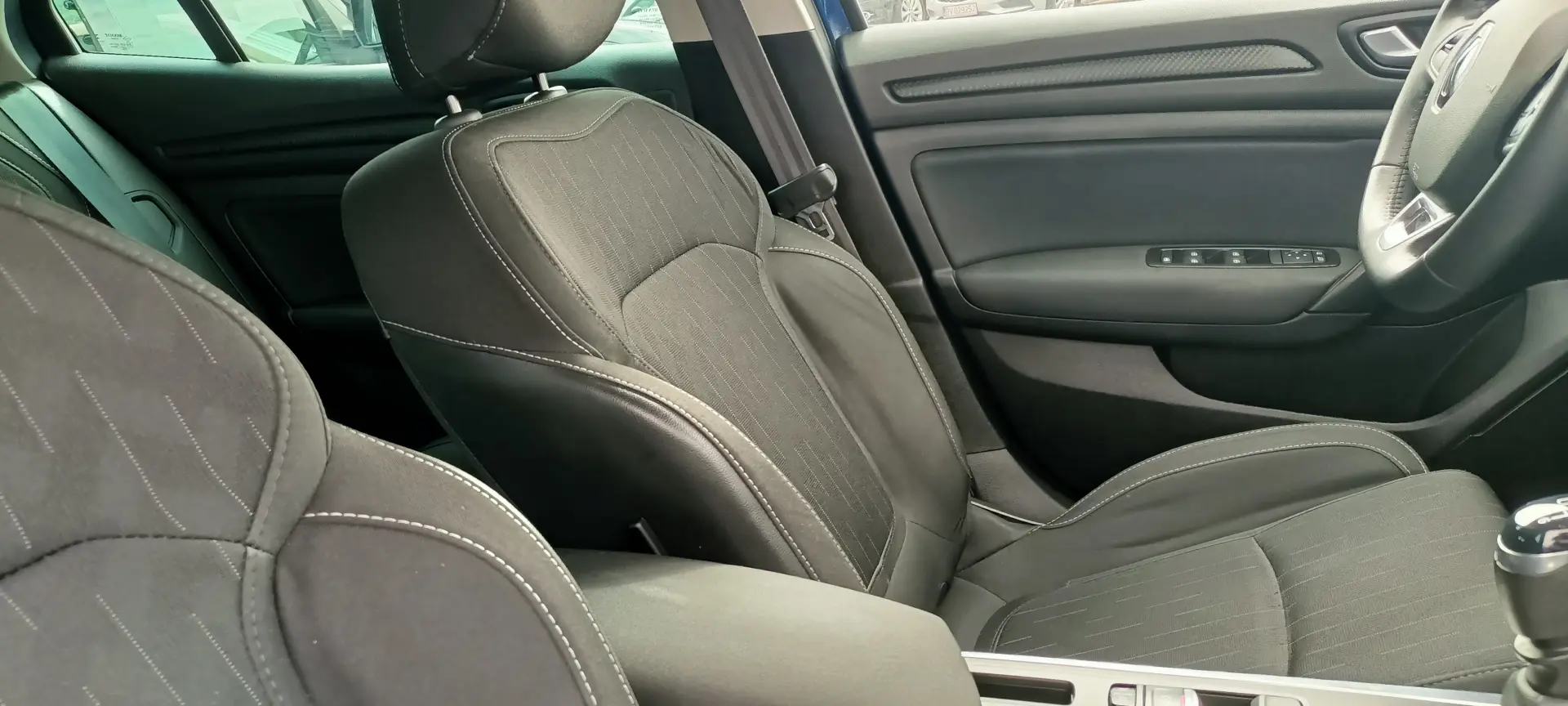 Renault Megane 1.33 tce 116 CP EURO 6 LIMITED  GARANTIE