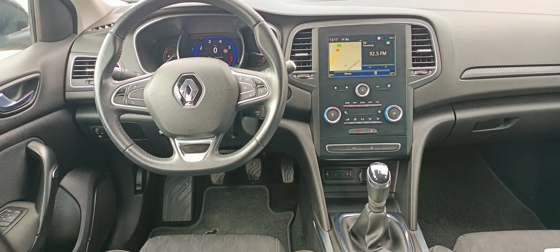 Renault Megane 1.33 tce 116 CP EURO 6 LIMITED  GARANTIE