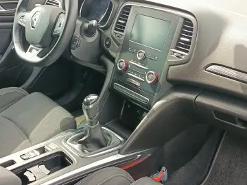 Renault Megane 1.33 tce 116 CP EURO 6 LIMITED  GARANTIE