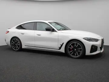 M440i xD Gran Coupé Glasdach Kamera HUD DAB H K
