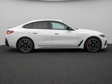 M440i xD Gran Coupé Glasdach Kamera HUD DAB H K