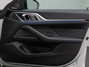 M440i xD Gran Coupé Glasdach Kamera HUD DAB H K