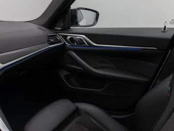 M440i xD Gran Coupé Glasdach Kamera HUD DAB H K