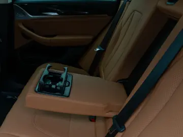 X4 xD30d Kamera DAB CockPitPlus AHK Sport LED