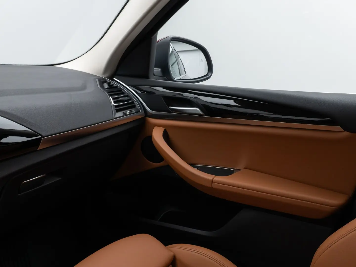 X4 xD30d Kamera DAB CockPitPlus AHK Sport LED