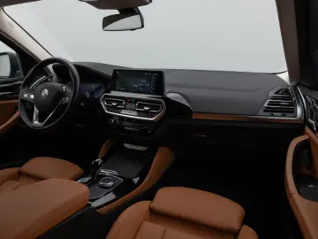 X4 xD30d Kamera DAB CockPitPlus AHK Sport LED