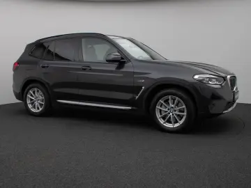 X3 xD30e Kamera HUD Lenkrhzg Stop&Go AHK Sport