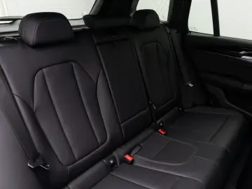 X3 xD30e Kamera HUD Lenkrhzg Stop&Go AHK Sport