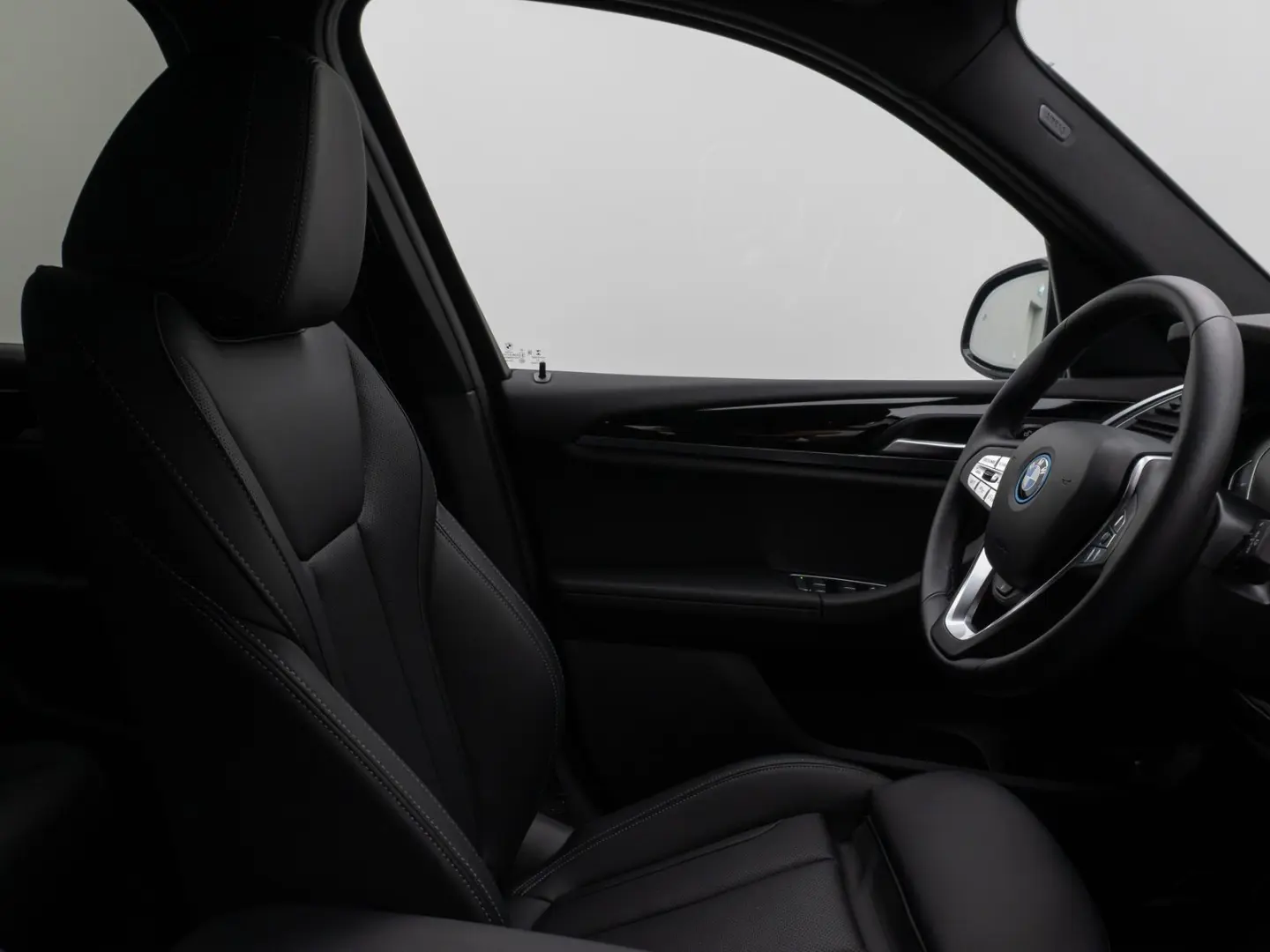 X3 xD30e Kamera HUD Lenkrhzg Stop&Go AHK Sport