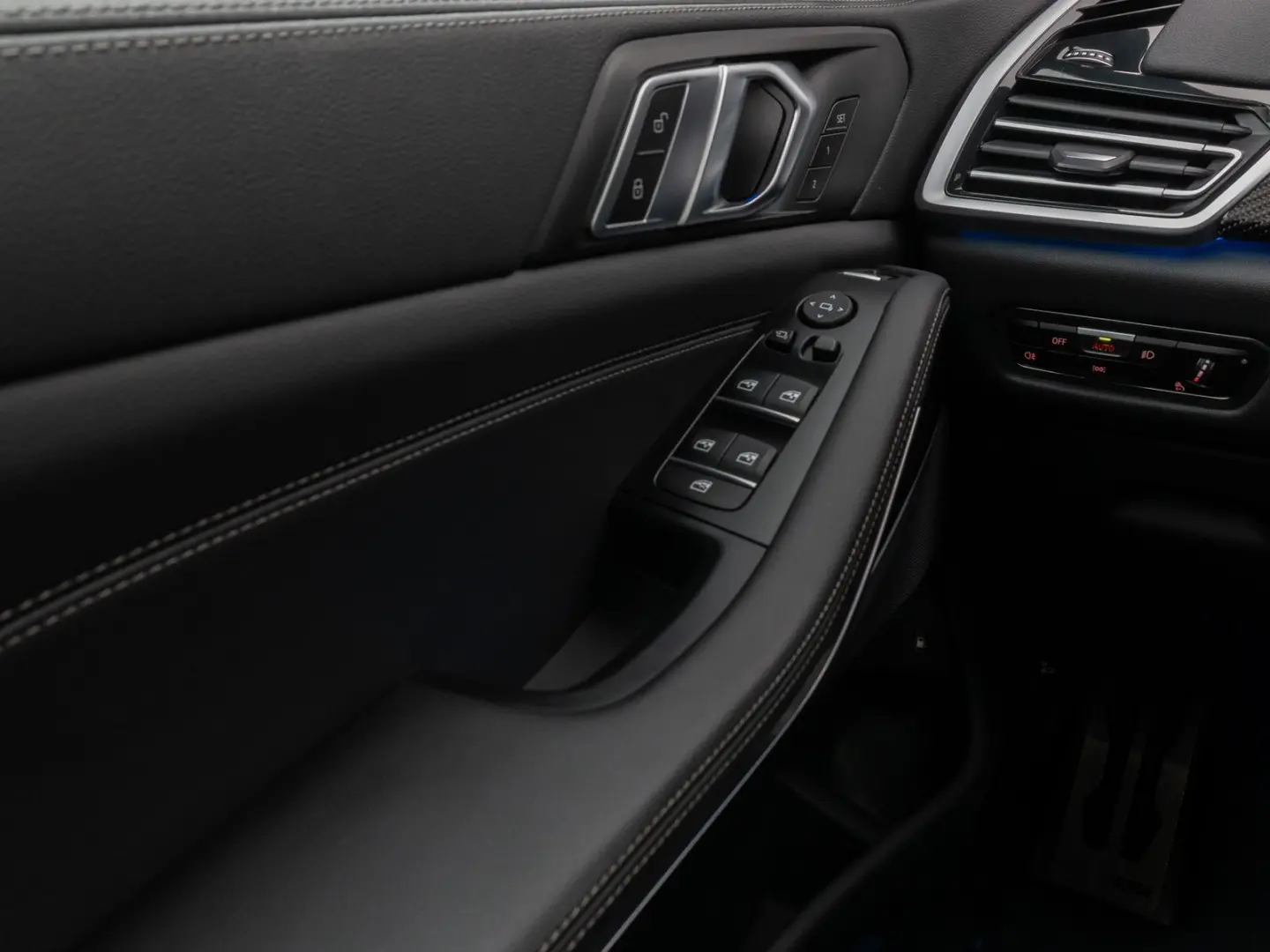 X5 xD45e M Sport Panorama Laser 360 HUD DAB HiFi