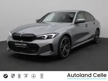 330e M Sport Kamera DAB HiFi Stop&Go Komfort 19