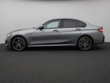 330e M Sport Kamera DAB HiFi Stop&Go Komfort 19