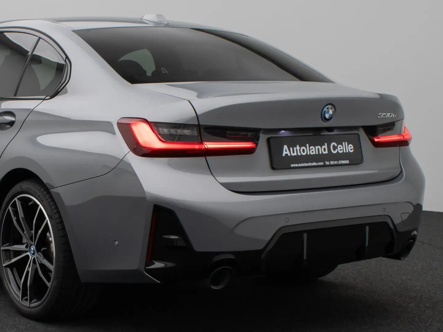 330e M Sport Kamera DAB HiFi Stop&Go Komfort 19