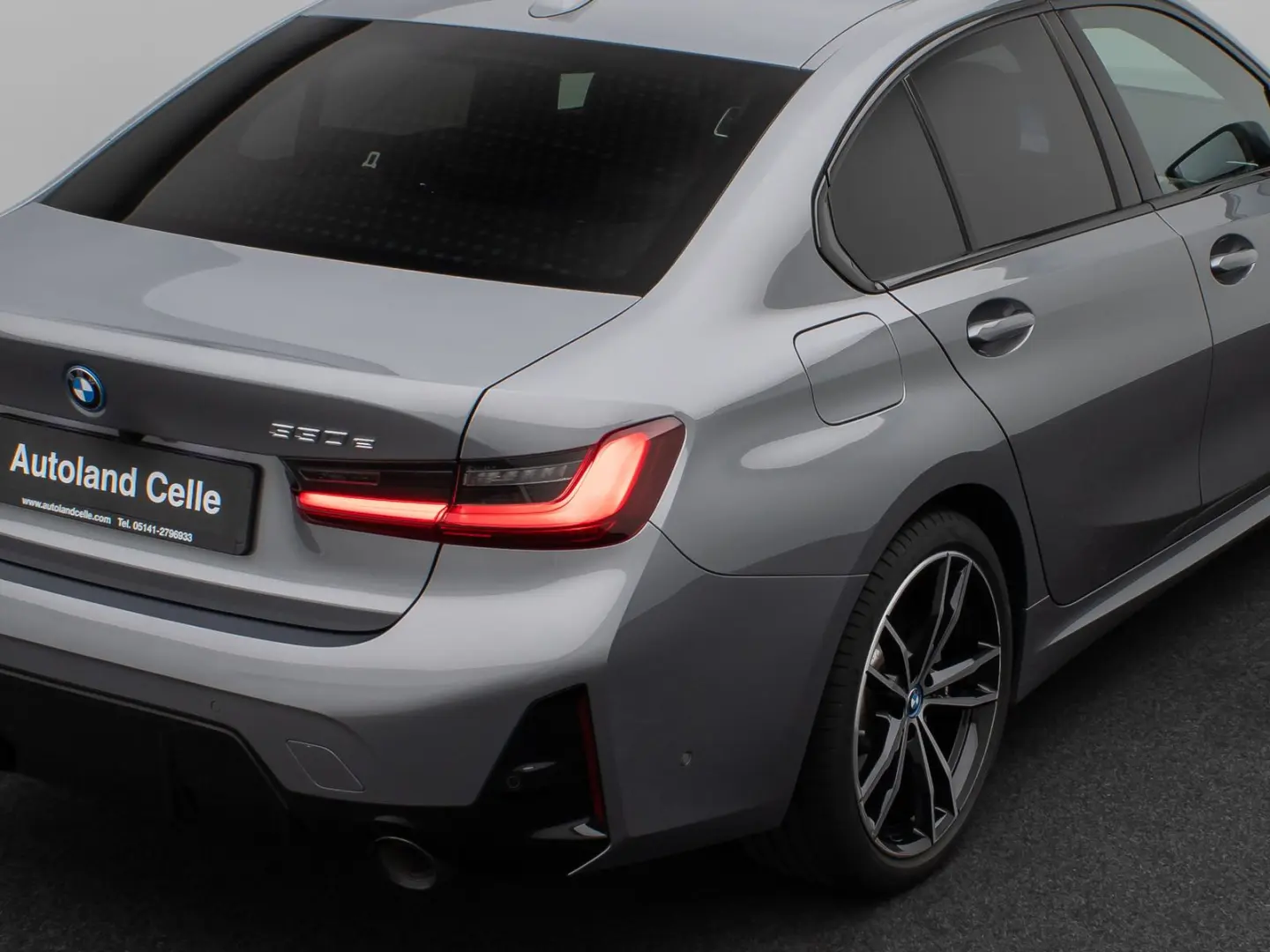 330e M Sport Kamera DAB HiFi Stop&Go Komfort 19