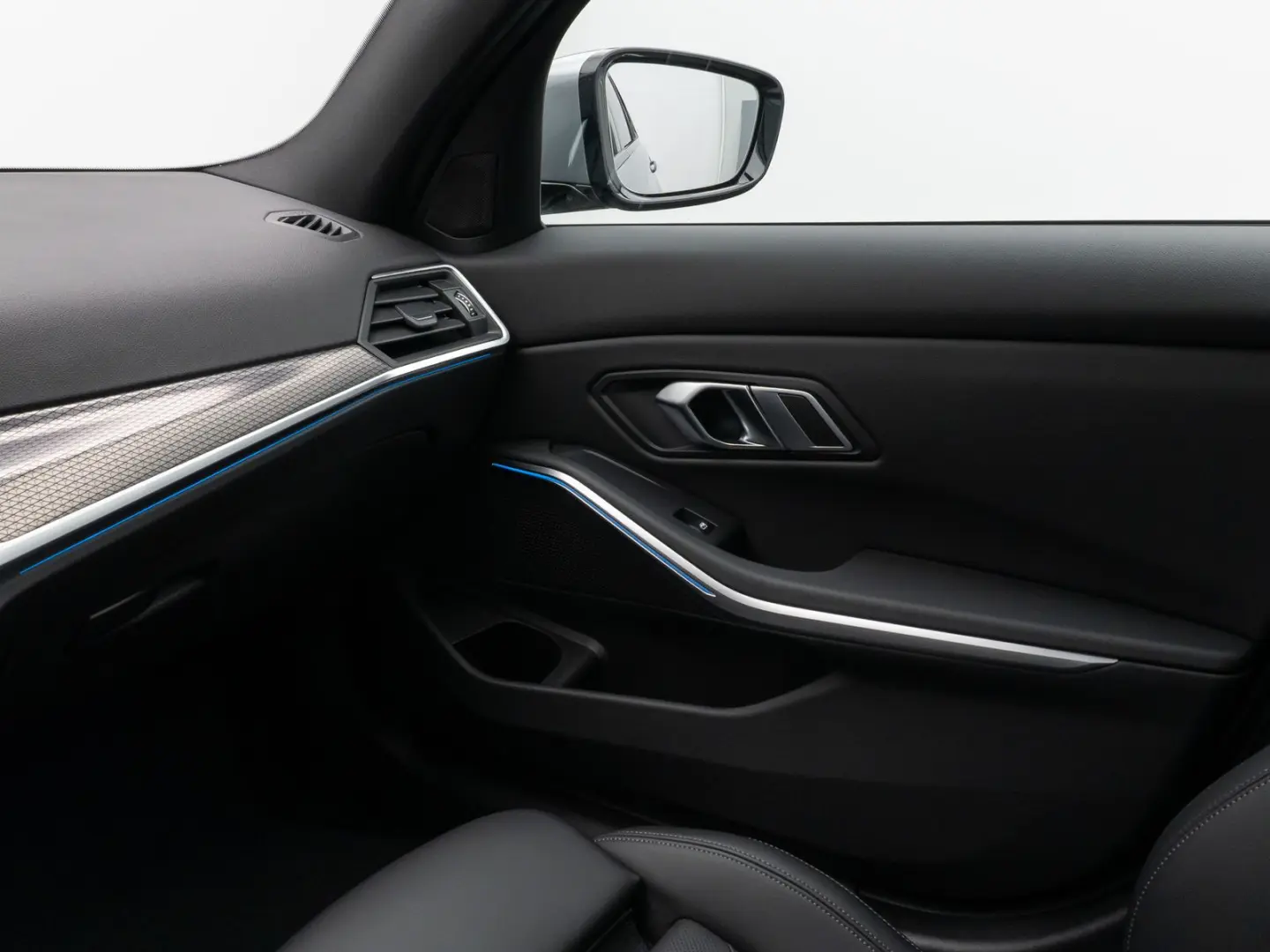 330e M Sport Kamera DAB HiFi Stop&Go Komfort 19