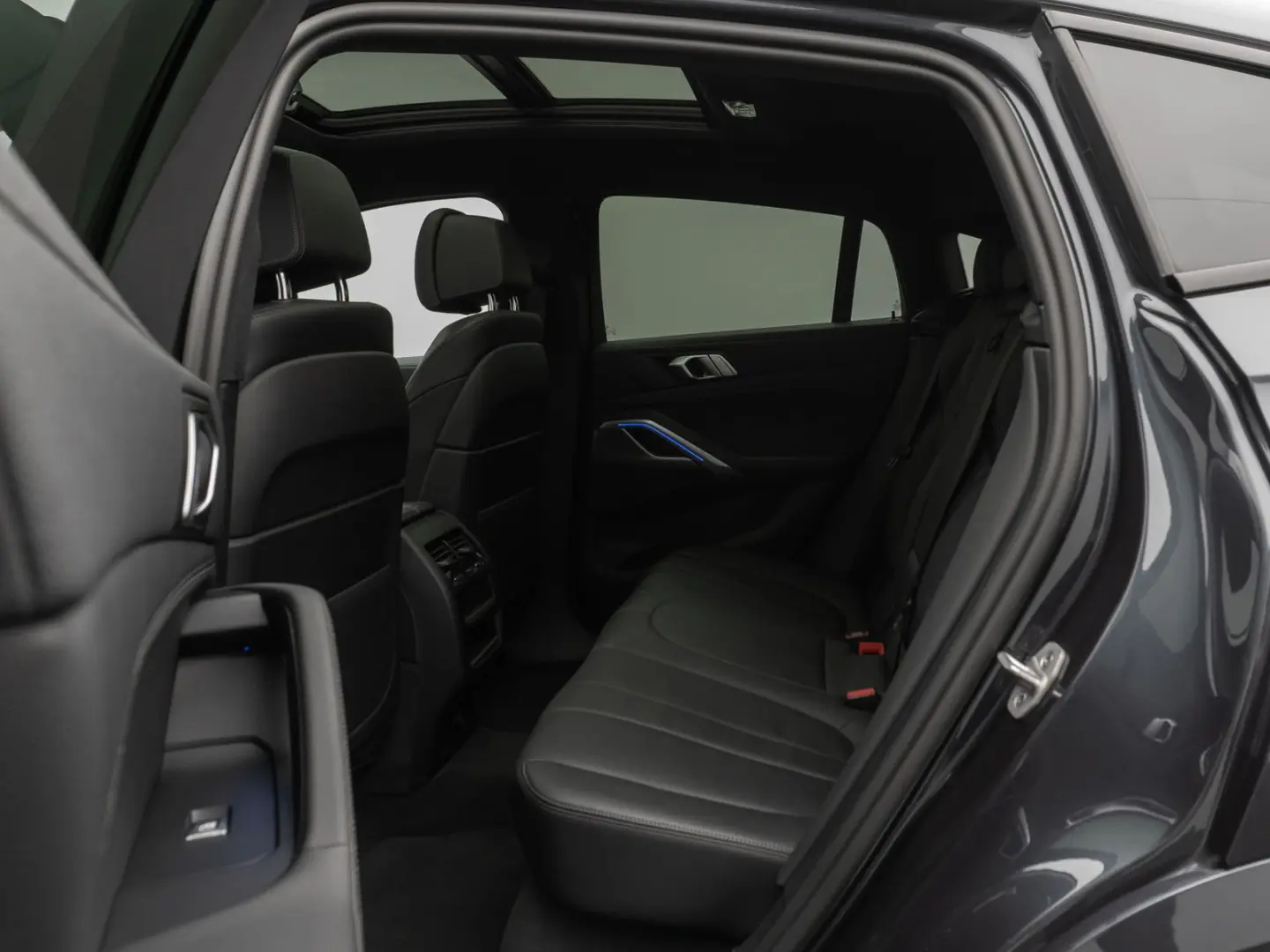 X6 xD30d M Sport Panorama Laser 360 HUD SoftClos