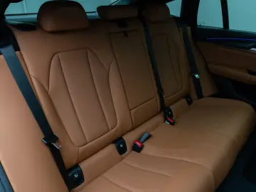 X4 M40d 360  Laser DAB Panorama HUD Komfort HiFi