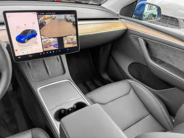 Model Y MODEL Y GRANDE AUTONOMIE