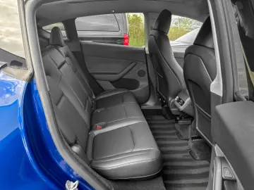 Model Y MODEL Y GRANDE AUTONOMIE