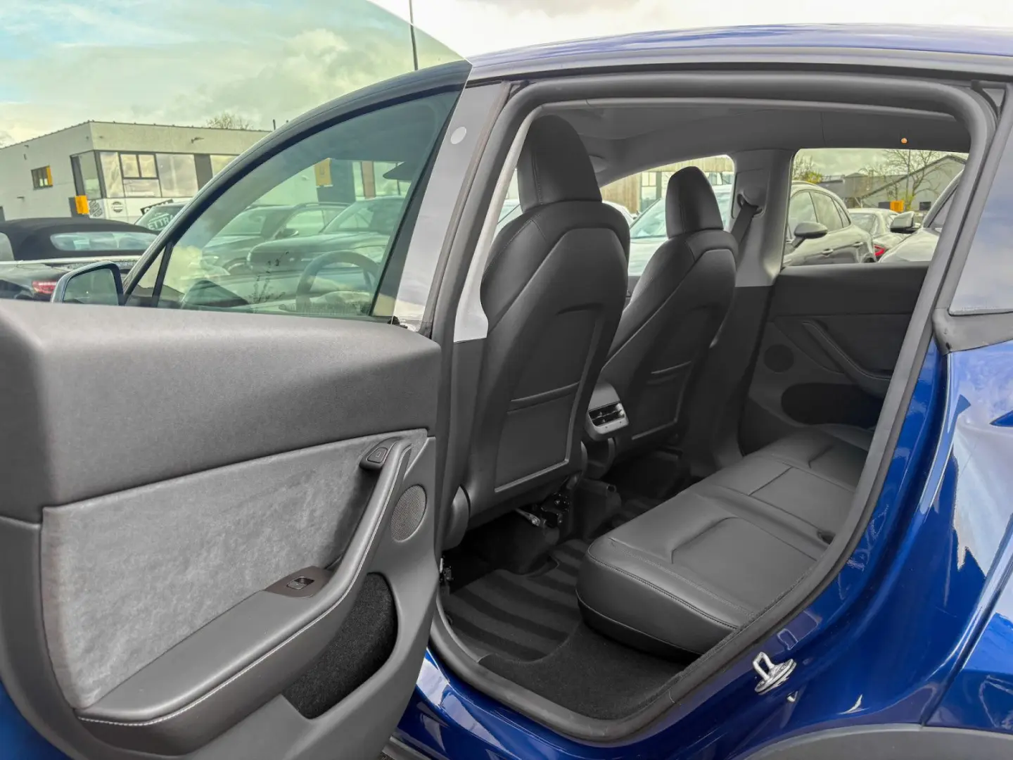 Model Y MODEL Y GRANDE AUTONOMIE