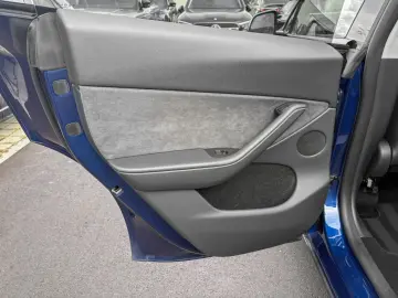 Model Y MODEL Y GRANDE AUTONOMIE