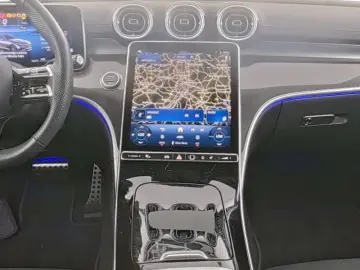 CLE 200 4M Coupe AMG 19'' LED Panorama-SD Kamera