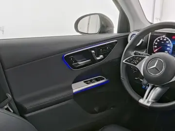 GLC 300 de 4M Avantgarde 9G LED Memory.P. Kamera