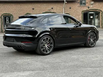 Cayenne S Coupe HEAD-UP SPORTABGAS-CHRONO BOSE K