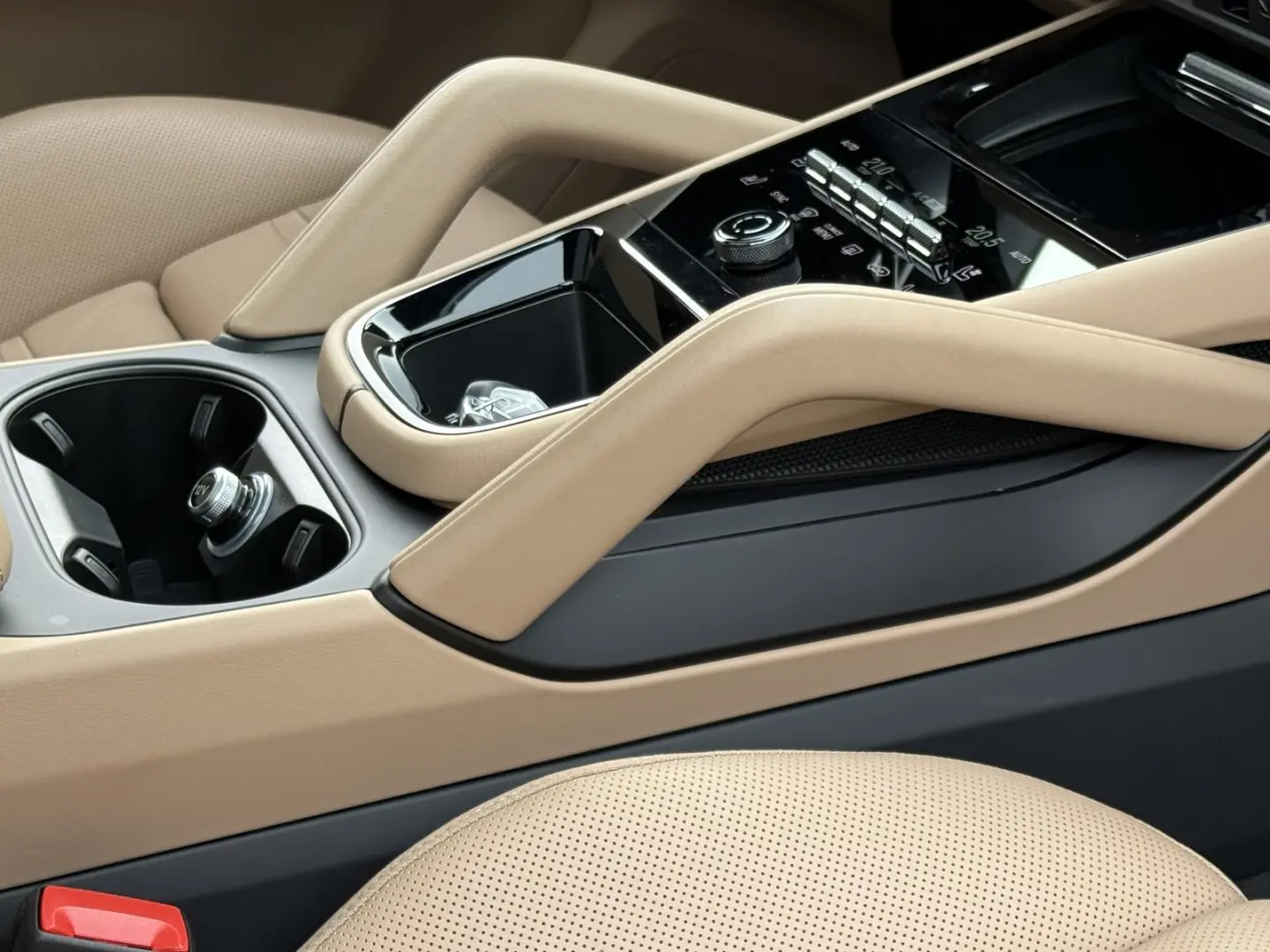 Cayenne S Coupe HEAD-UP SPORTABGAS-CHRONO BOSE K