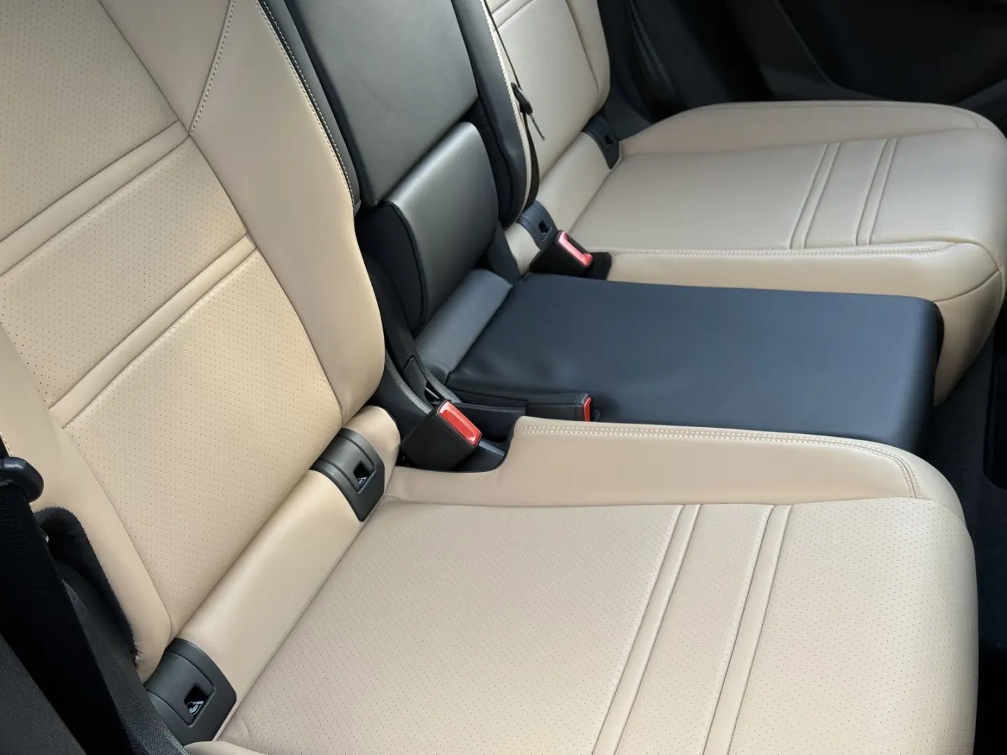 Cayenne E-Hybrid Coupe BEIFAHRERDISPLAY SPORTDES