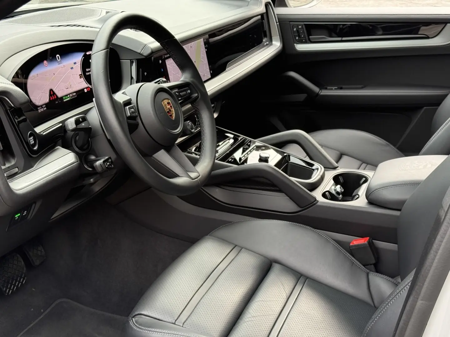 Cayenne  E-Hybrid Coupe  BOSE HD-MATRIX 21 RS IN